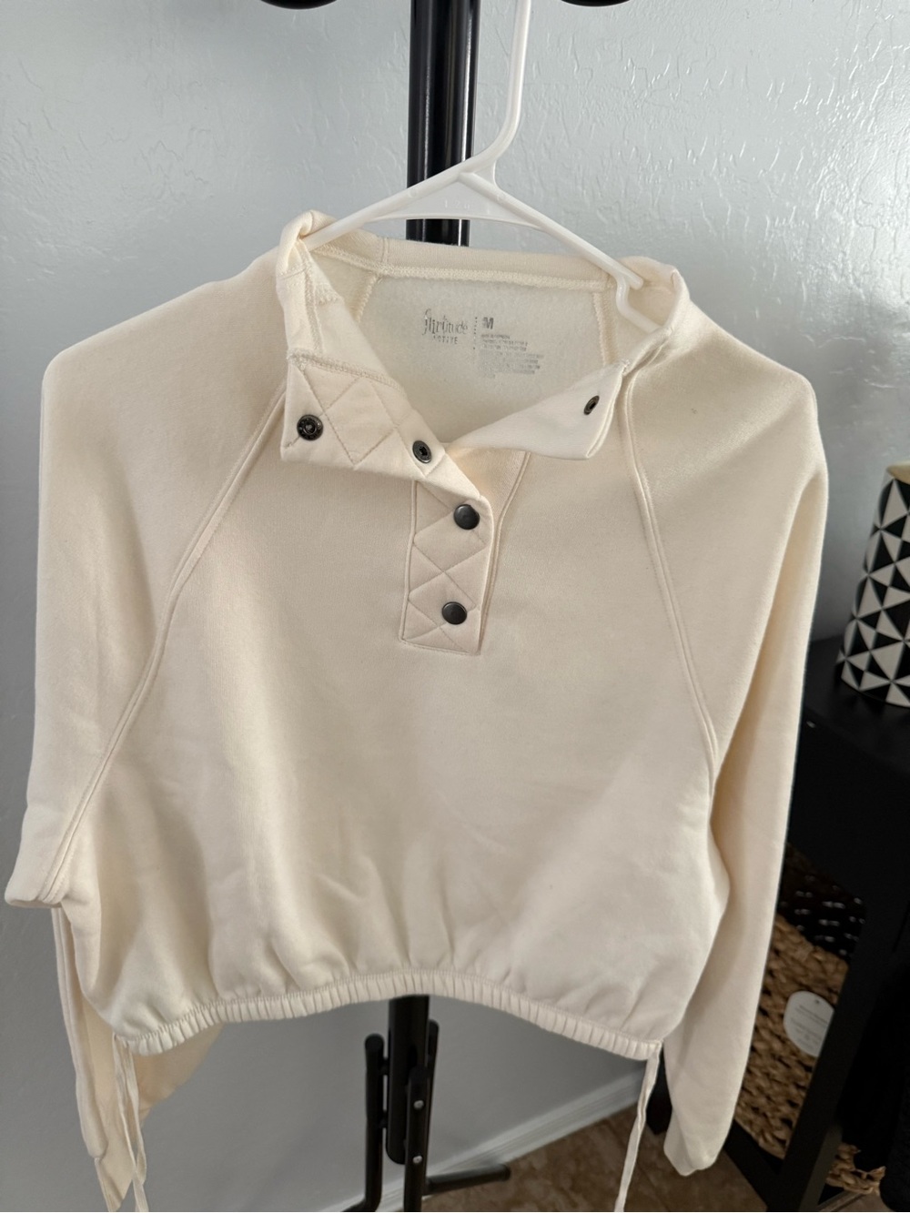 jcpenney Cream Snap-Button Cropped Pullover